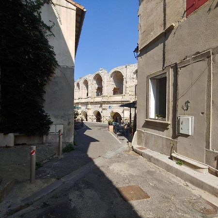 Charmante Maison Arlesienne A L'Ombre Des Arenes, De 2 A 5P Buitenkant foto