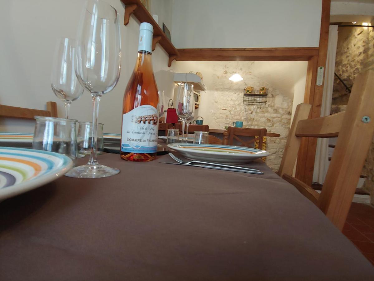 Charmante Maison Arlesienne A L'Ombre Des Arenes, De 2 A 5P Buitenkant foto