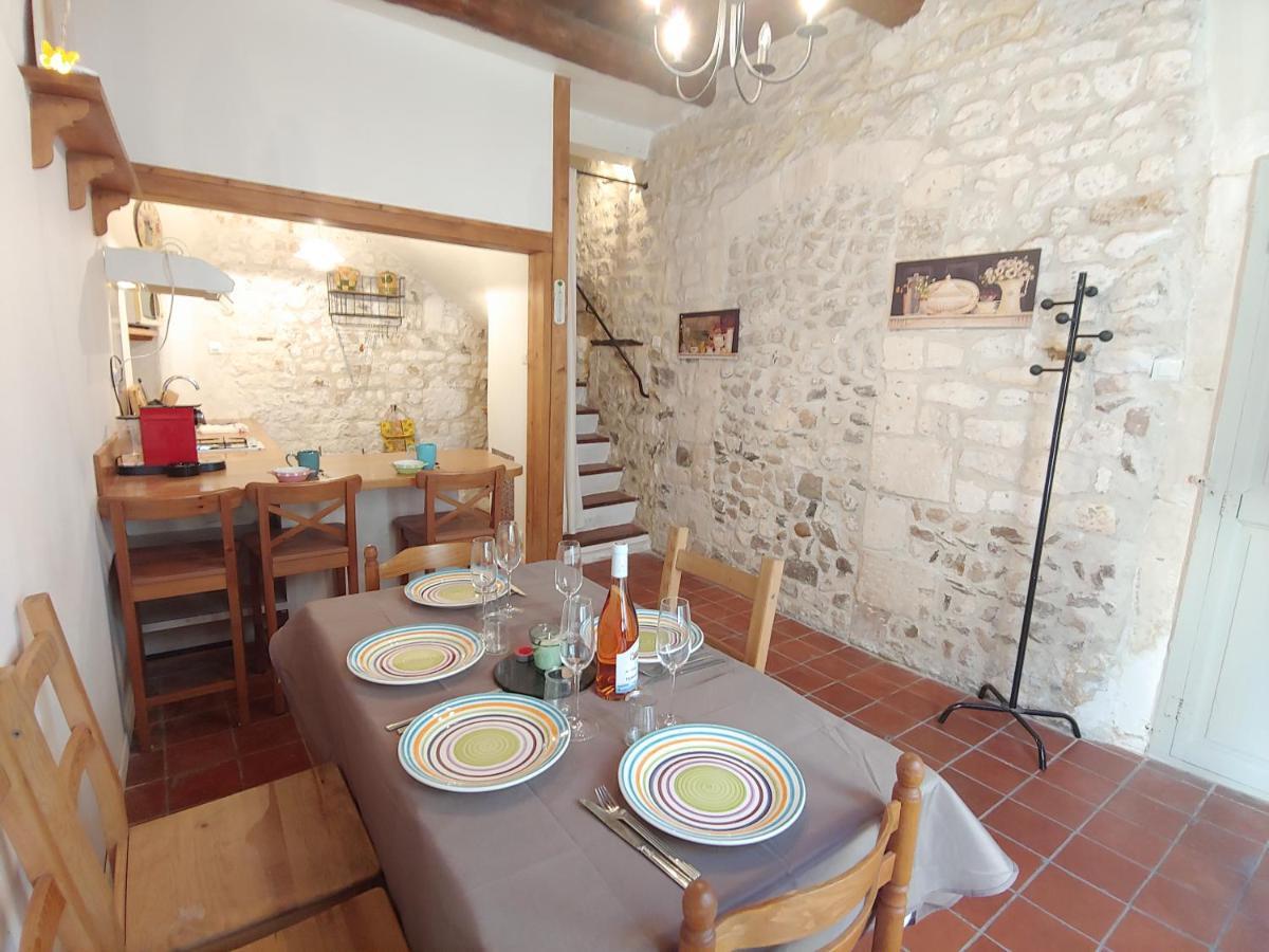 Charmante Maison Arlesienne A L'Ombre Des Arenes, De 2 A 5P Buitenkant foto