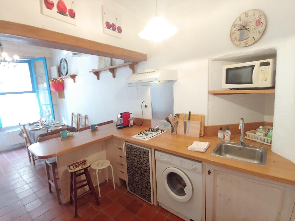 Charmante Maison Arlesienne A L'Ombre Des Arenes, De 2 A 5P Buitenkant foto