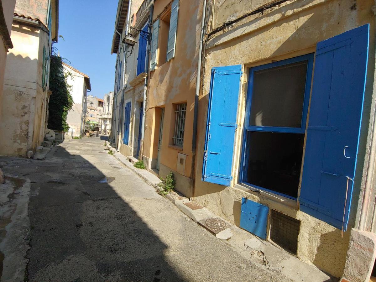 Charmante Maison Arlesienne A L'Ombre Des Arenes, De 2 A 5P Buitenkant foto